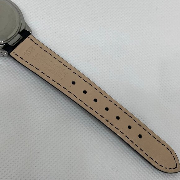 Xoxo women watch 32mm round case silver tone mop dial quartz up to 6.5” running - Picture 8 of 8